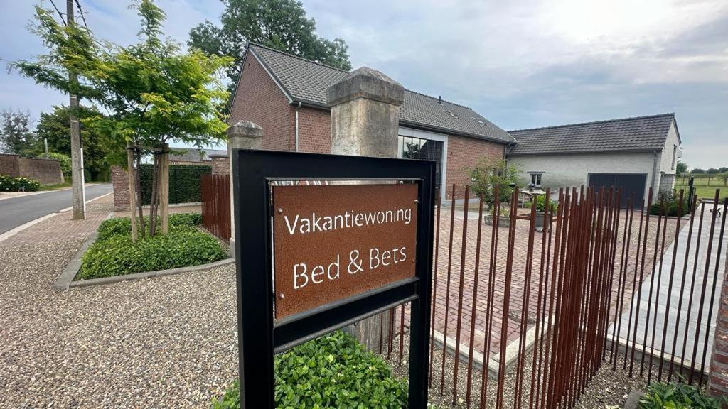 Vila Bed & Bets! Geetbets Exteriér fotografie
