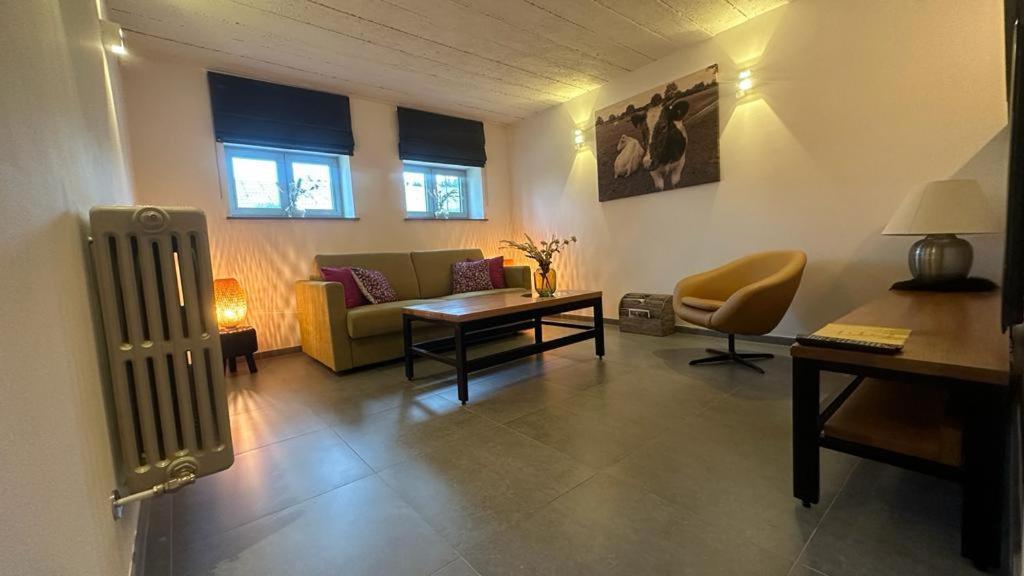 Vila Bed & Bets! Geetbets Exteriér fotografie